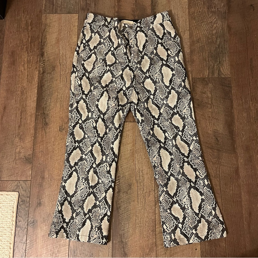 Choosy Faux Snake Skin Pants (size 6)